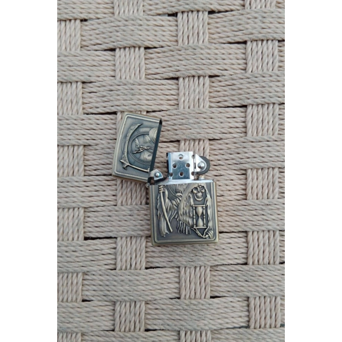 Ozel Tasarim Sari Renkli Benzinli Azrail ve Orak Kabartmali premium zippo Cakmak