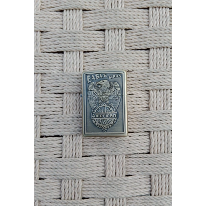 Ozel Tasarim Sari renkli Eagle Series American yazili kabartmali zippo Cakmak