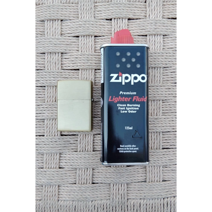 Ozel Tasarim Sari renkli M1918A2 Bar Tüfek kabartmali Medal of Honor Airborne yazili premium zippo Cakmak