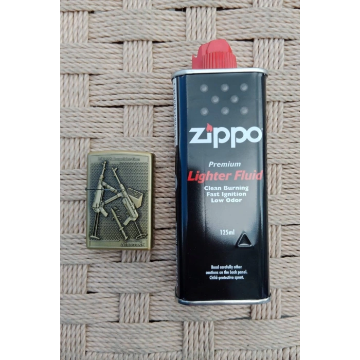 Ozel Tasarim Sari renkli MP40A Submacine Gun Tüfek kabartmali Medal of Honor Airborne yazili premium zippo Cakmak