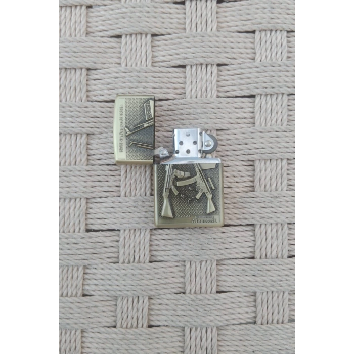 Ozel Tasarim Sari renkli STG 44 Assault Rifle Bar Tüfek kabartmali Medal of Honor Airborne yazili premium zippo Cakmak