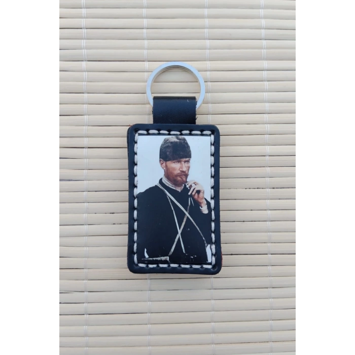 Ataturk Siluetli ozel uretim Ayyildiz Bayrakli Hakiki Deri Hediyelik Anahtarlik