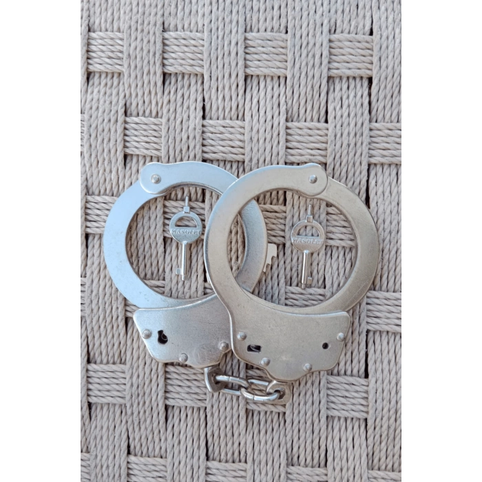 paslanmaz celik ozel guvenlik masolet kelepce ve cit citli acik kelepce kilifi