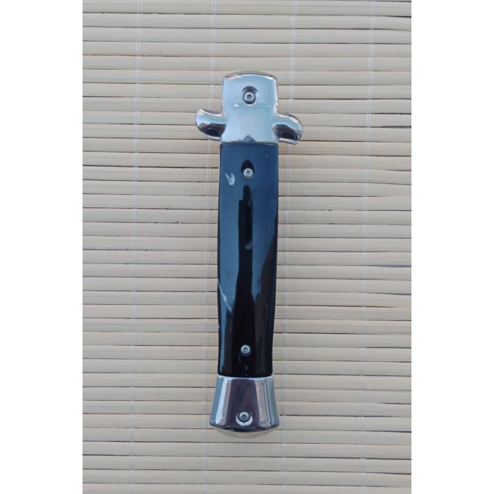 Paslanmaz Karbon Celik Govdeli italyan Sustali icten acilmali Kamp Caki Bicak