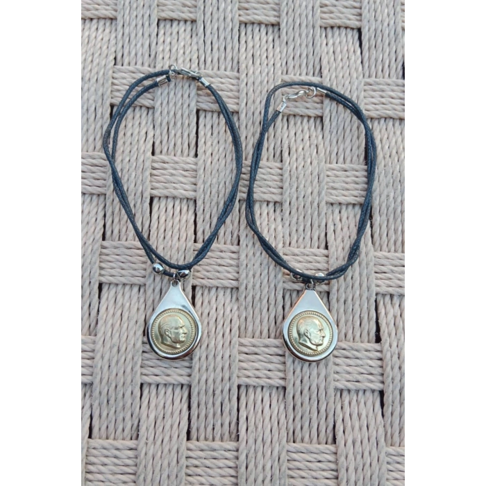 Sari Renkli Ataturk Siluetli Kabartmali Ozel Tasarimli Paslanmaz Celik Kolye