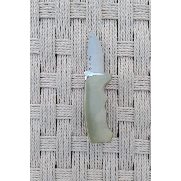 Sari Renkli Kabartmali Cok Fonksiyonlu Kuru Kafalar Modelli Emniyetli Dugmeli Bicakli Purmuz Cakmak