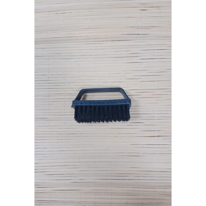 siyah renkli ayakkabi bot fircasi