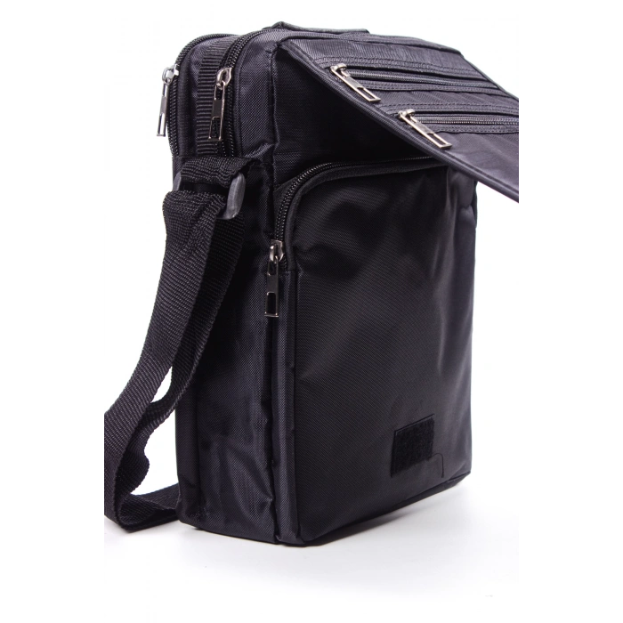 siyah renkli fermuarli omuza asmali el cantasi