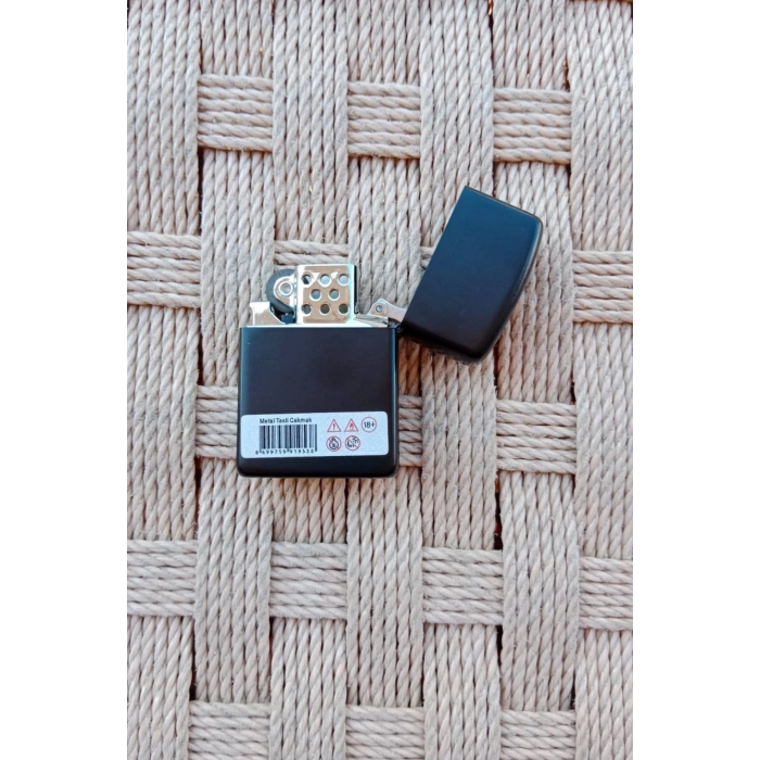 Siyah Renkli izmir Saat Kulesi Resimli Benzinli Purmuz Cakmak