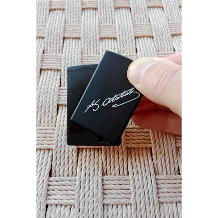 Siyah Renkli Mustafa Kemal Ataturk imzali Benzinli Purmuz Cakmak