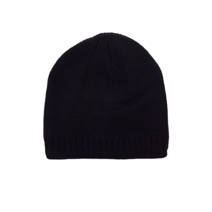 Siyah renkli yun bere