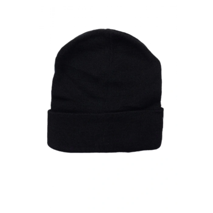 Siyah renkli katlamali yunlu bere