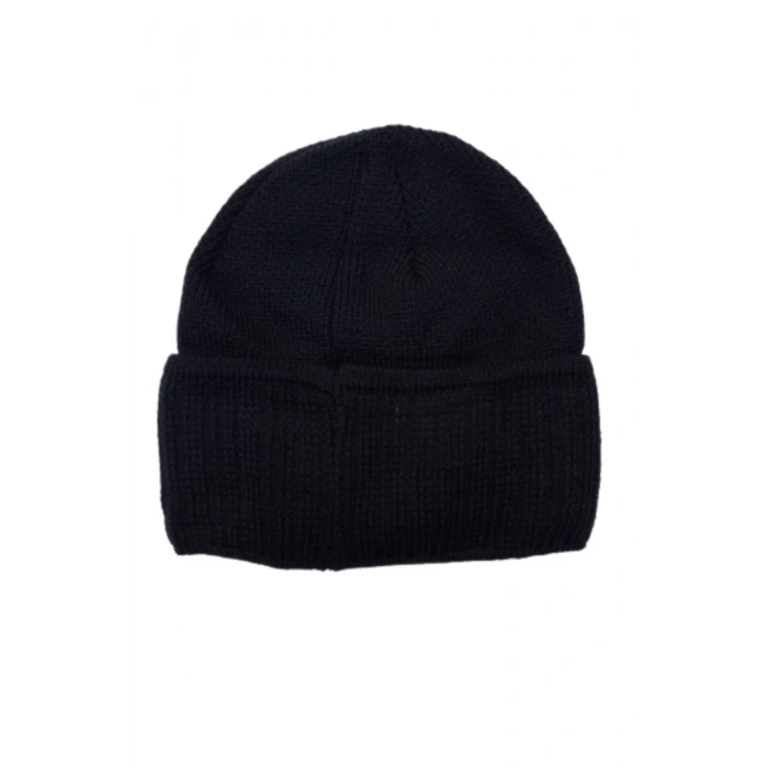 Siyah katlamali yun bere