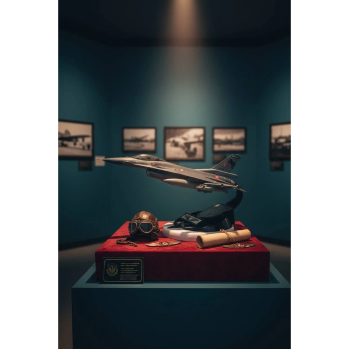 Turk Hava Kuvvetleri 148 F 16 Kobralar Filo Standli Muharip Maket Savas Ucagi