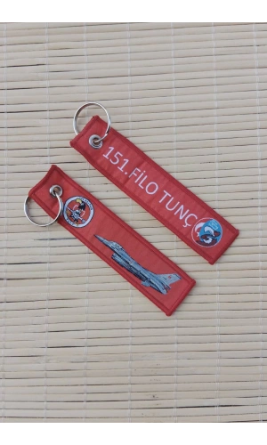 2 Adet 151. Filo Tunc yazili kirmizi beyaz nakis islemeli bez anahtarlik