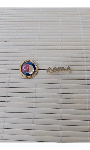 2 Adet Ata rozeti K.Ataturk imzali Sarrafiyeli Taki ceket yaka ignesi yaka rozeti