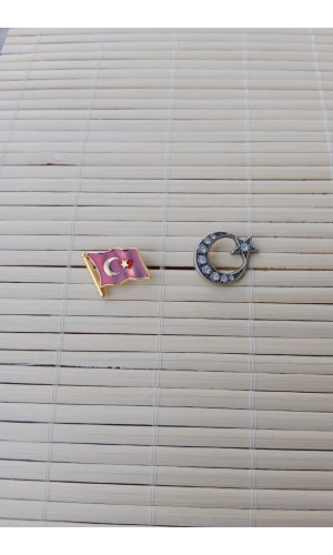 2 Adet Dalgalanan Bayrak Beyaz Tasli Ayyildiz Sarrafiyeli Taki ceket yaka ignesi yaka rozeti