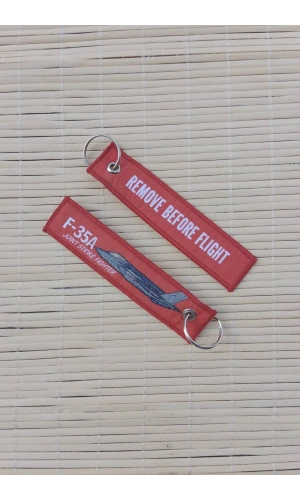 2 Adet F-35A Remove Before Flight Yazili Kirmizi Beyaz Nakis islemeli Bez Anahtarlik