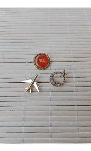 3 Adet 100. yil Sari renkli ucak maketli Tasli Sari renkli Ayyildiz Sarrafiyeli Taki ceket yaka ignesi yaka rozeti