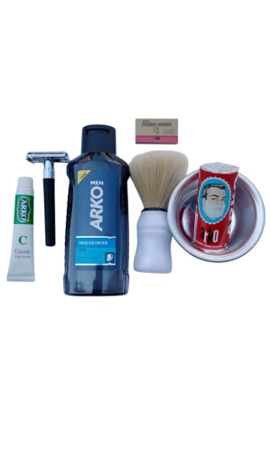 Arko Men Cool Tras Kolonyasi Orak Plastik Sapli Tras Makinasi Perma Sharp Jilet Arko Berber Tras Sabunu Sakal Fircasi Metal Tras Tasi Arko Nem Klasik cilt besleyici Yagli Krem 20 cc Tras Seti