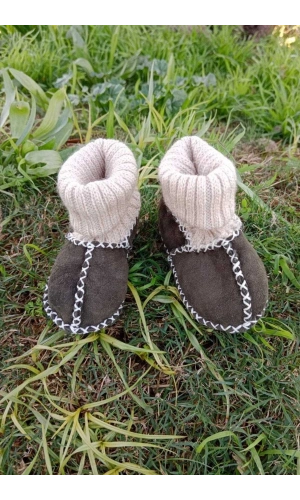 haki renkli hakiki kuzu derisi corapli model organik cocuk bebek ilkadim patik deri ayakkabi