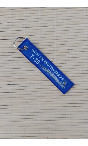 Hayat 500 Knotda Baslar T-38 Yazili Lacivert Beyaz Nakis islemeli Bez Anahtarlik