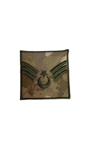 kara kuvvetleri kamuflaj renkli nakis islemeli astsubay kidemlicavus kol rutbesi