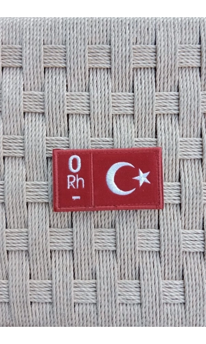 kirmizi kadife zemin beyaz nakis islemeli 0 rh - kan gruplu arma patch pec