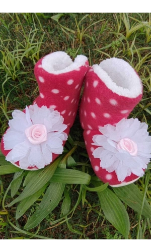 kirmizi renkli cicekli pembe gul modeli ici pamuklu organik hafif taban ortopedik cocuk bebek ilkadim patik panduf