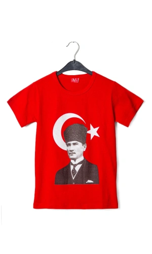 kisa kollu dijital baskili kirmizi beyaz ataturk kalpakli cocuk tisort