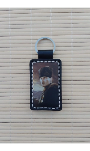 ozel Tasarim Ataturk Siluetli Ayyildiz Hakiki Deri Hediyelik Anahtarlik