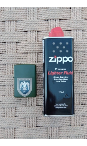 Ozel Tasarim Haki Renkli Hava Kuvvetleri amblemli Benzinli premium zippo Cakmak