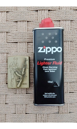 Ozel Tasarim Sari renkli AK-47 Tufekli asker kabartmali premium zippo Cakmak