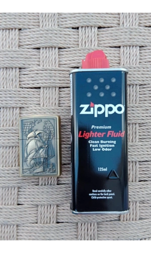 Ozel Tasarim Sari renkli Dunya Haritali Savas Gemili kabartmali premium zippo Cakmak