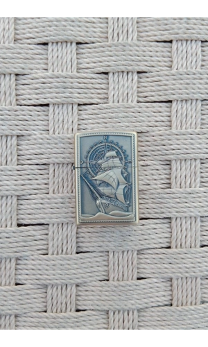 Ozel Tasarim Sari renkli Pusulali Savas Gemili kabartmali zippo Cakmak