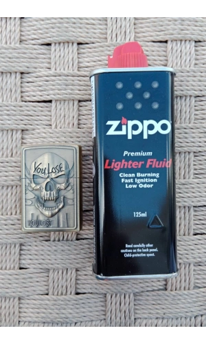 Ozel Tasarim Sari renkli You Lose You Lost Yazili Kuru Kafa kabartmali premium zippo Cakmak