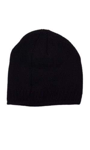 Siyah renkli yun bere