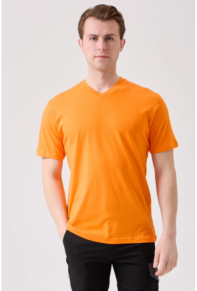 Galanthus V Yaka T-Shirt - Nefes Alabilir, Rahat ve Şık Tasarım