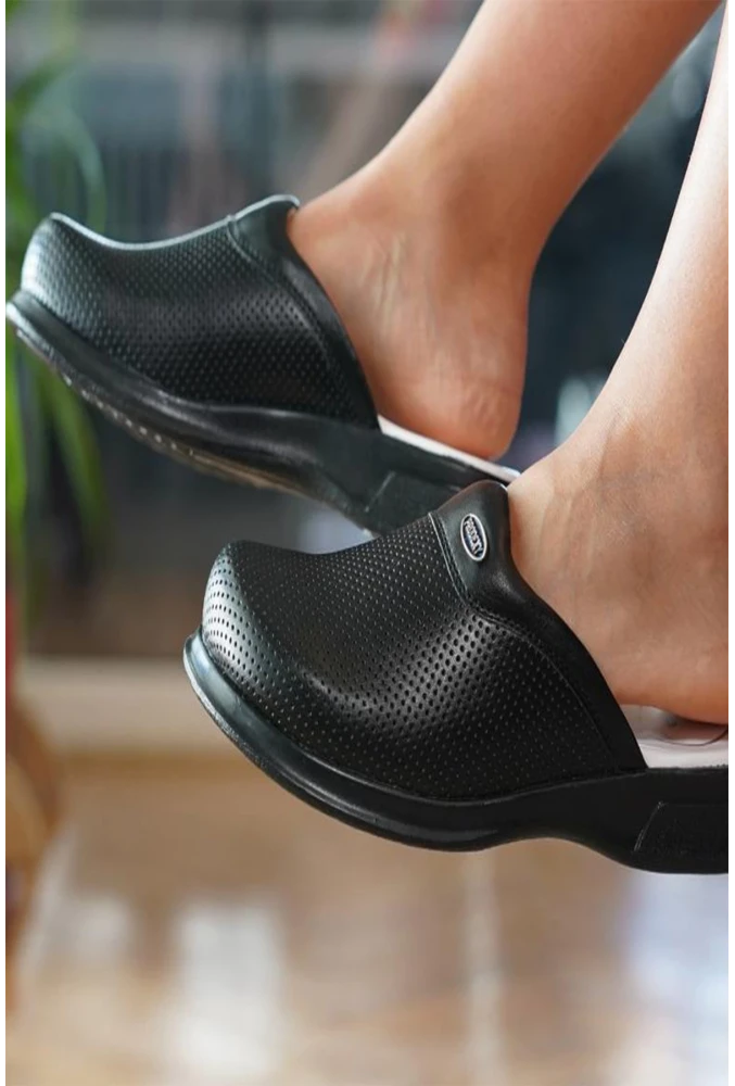 Prodexy EKO Unisex Terlik – Şık ve Rahat Seçenek, Siyah ve Beyaz Renklerle Stilinizi Tamamlayın