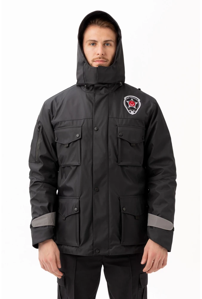 Güvenlik Kıyafeti KM Kaban Soğuk Havalara Dayanıklı Reflektörlü Kışlık Mont Modeli