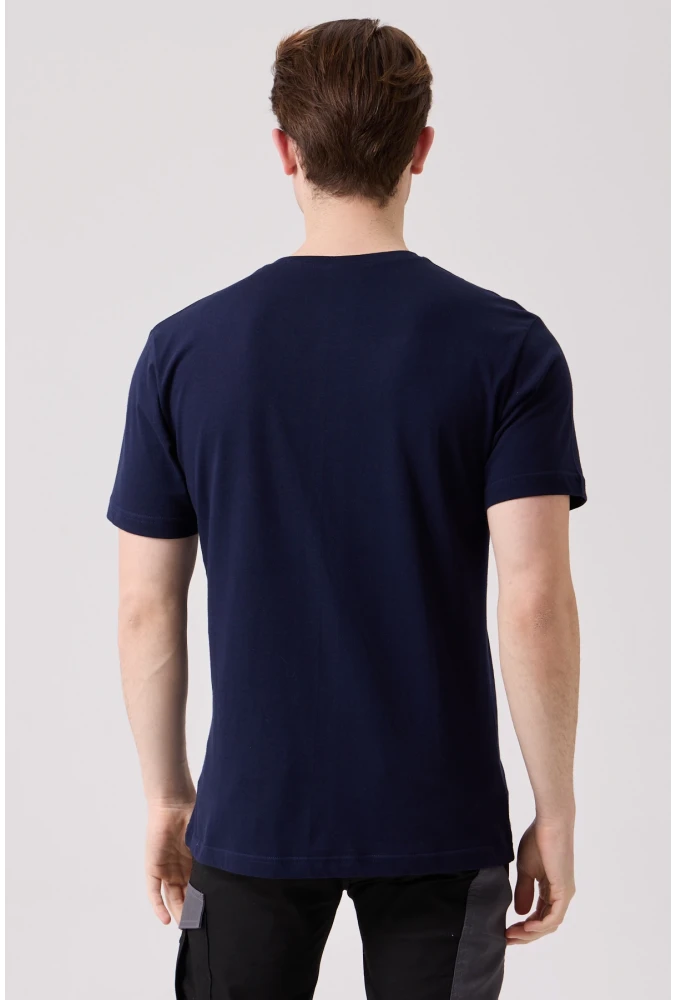 Galanthus V Yaka T-Shirt - Nefes Alabilir, Rahat ve Şık Tasarım