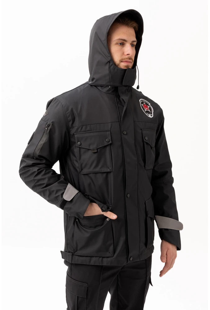 Güvenlik Kıyafeti KM Kaban Soğuk Havalara Dayanıklı Reflektörlü Kışlık Mont Modeli