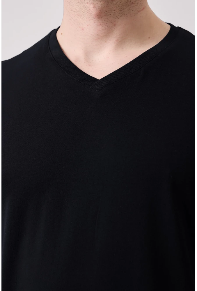 Galanthus V Yaka T-Shirt - Nefes Alabilir, Rahat ve Şık Tasarım