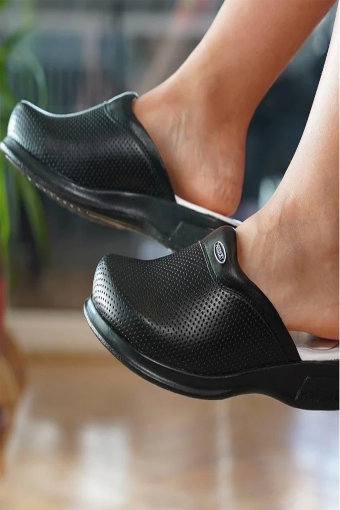 Prodexy EKO Unisex Terlik – Şık ve Rahat Seçenek, Siyah ve Beyaz Renklerle Stilinizi Tamamlayın