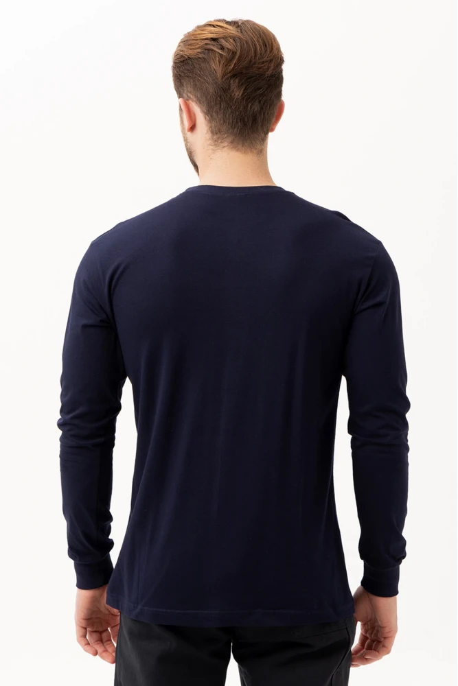 Padus Basic T-Shirt - Şıklığın ve Konforun Buluşma Noktası