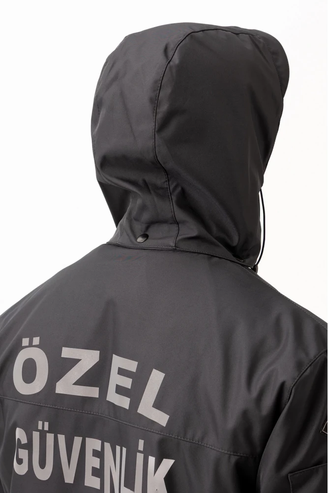 Güvenlik Kıyafeti KM Kaban Soğuk Havalara Dayanıklı Reflektörlü Kışlık Mont Modeli