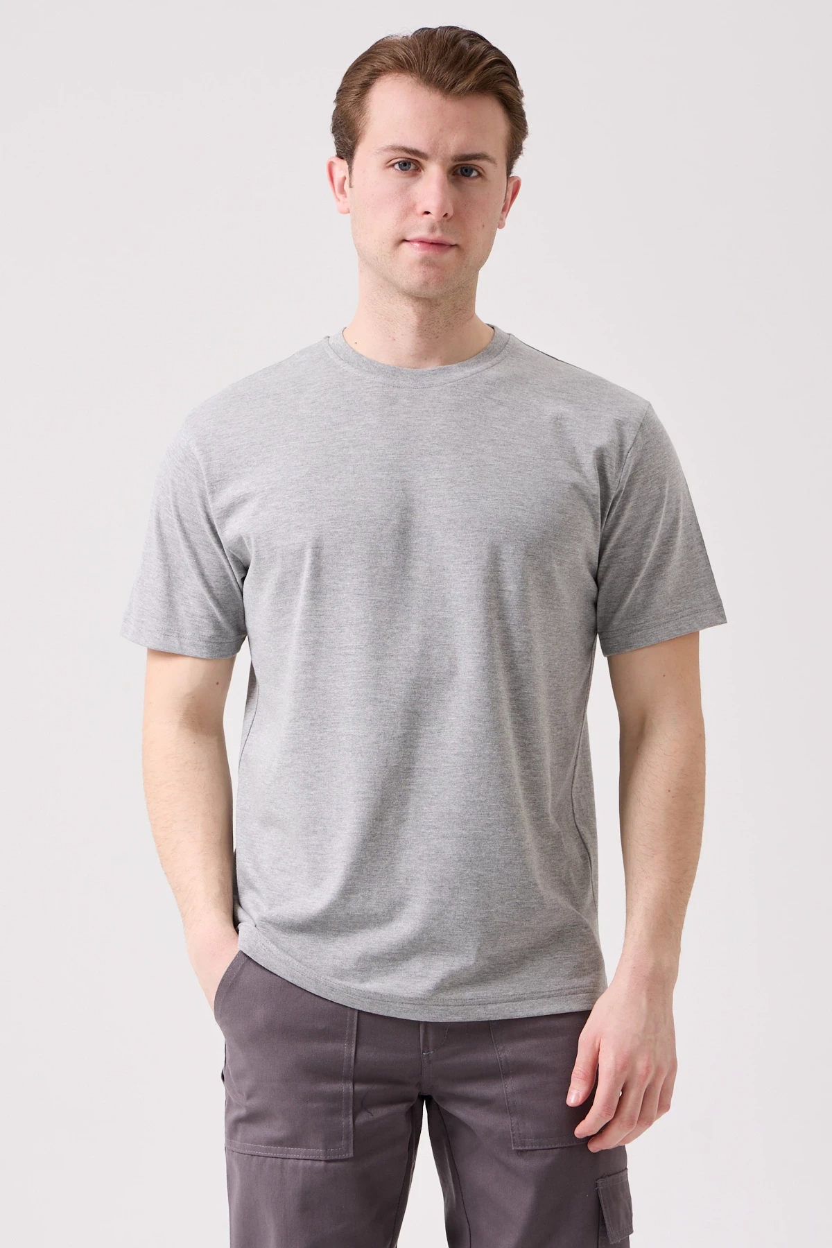 Herba Basic T-Shirt - Pamuklu, Nefes Alabilir, Klasik ve Rahat Kesim