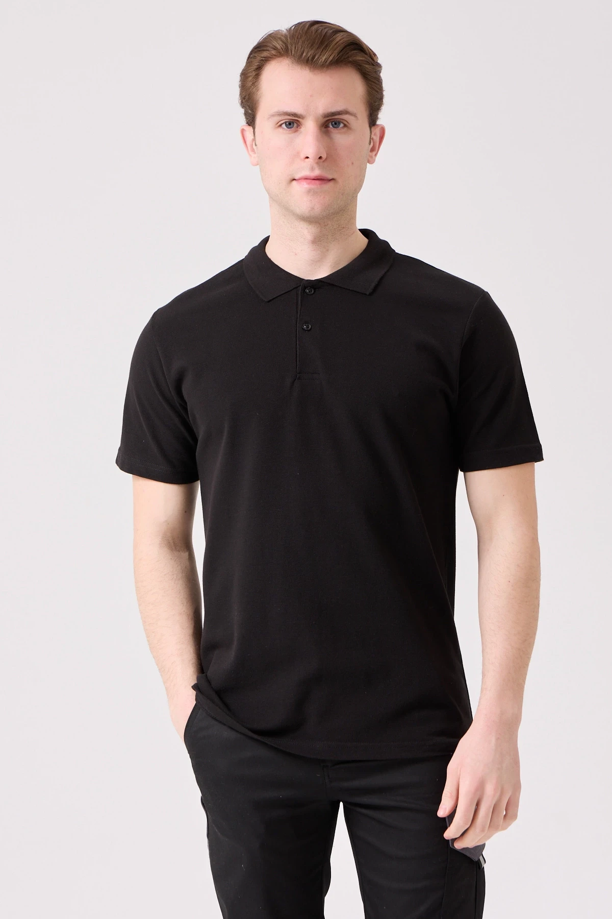 Galanthus Polo Yaka T-Shirt - Pamuklu, Nefes Alabilir, Klasik ve Şık Tasarım