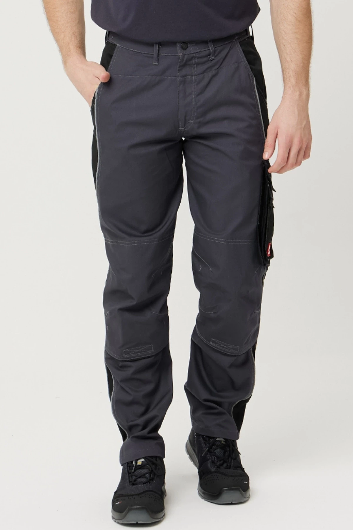 Allium Pantolon - Dayanıklı, Şık ve Konforlu İş ve Outdoor Pantolon