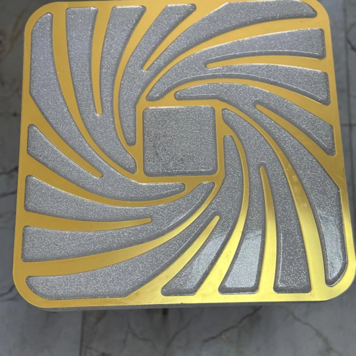 242-50 KARE GOLD/KROM